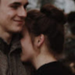 Meet your Posher, Adeline